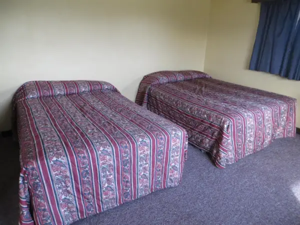 Lincoln Lodge Motel 8