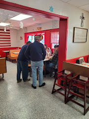 Pizza near Lincoln Lodge Motel